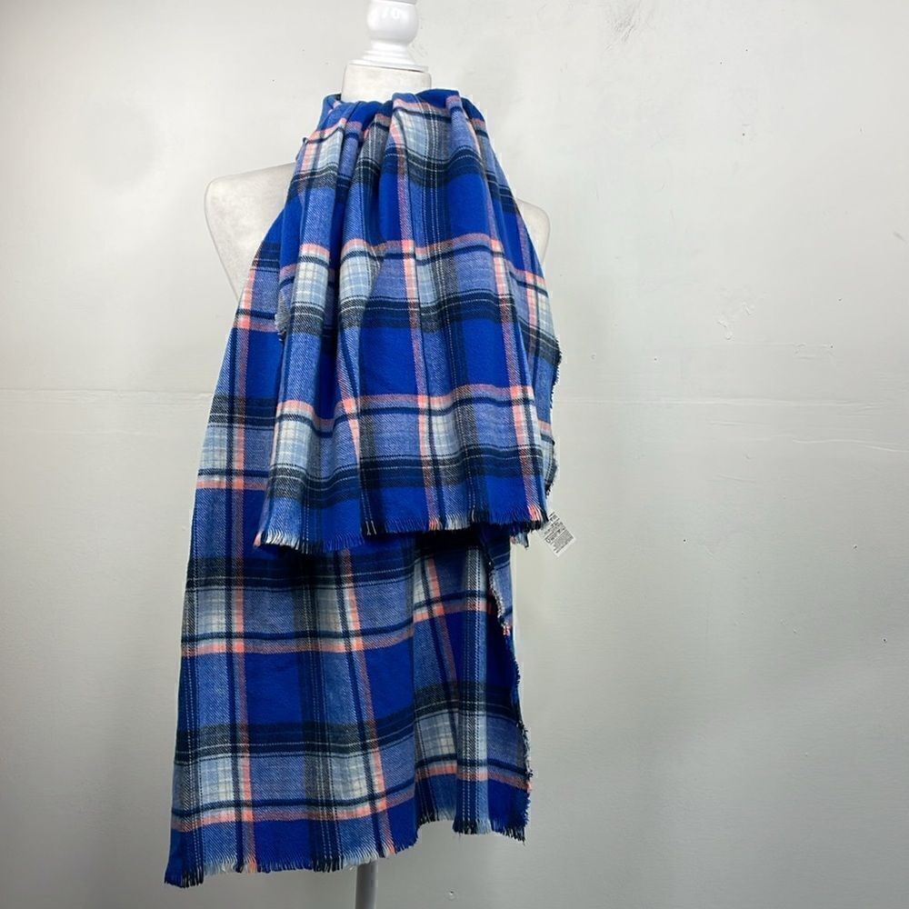 GAP Factory Oversized Plaid Blanket Scarf Winter Wrap Blue